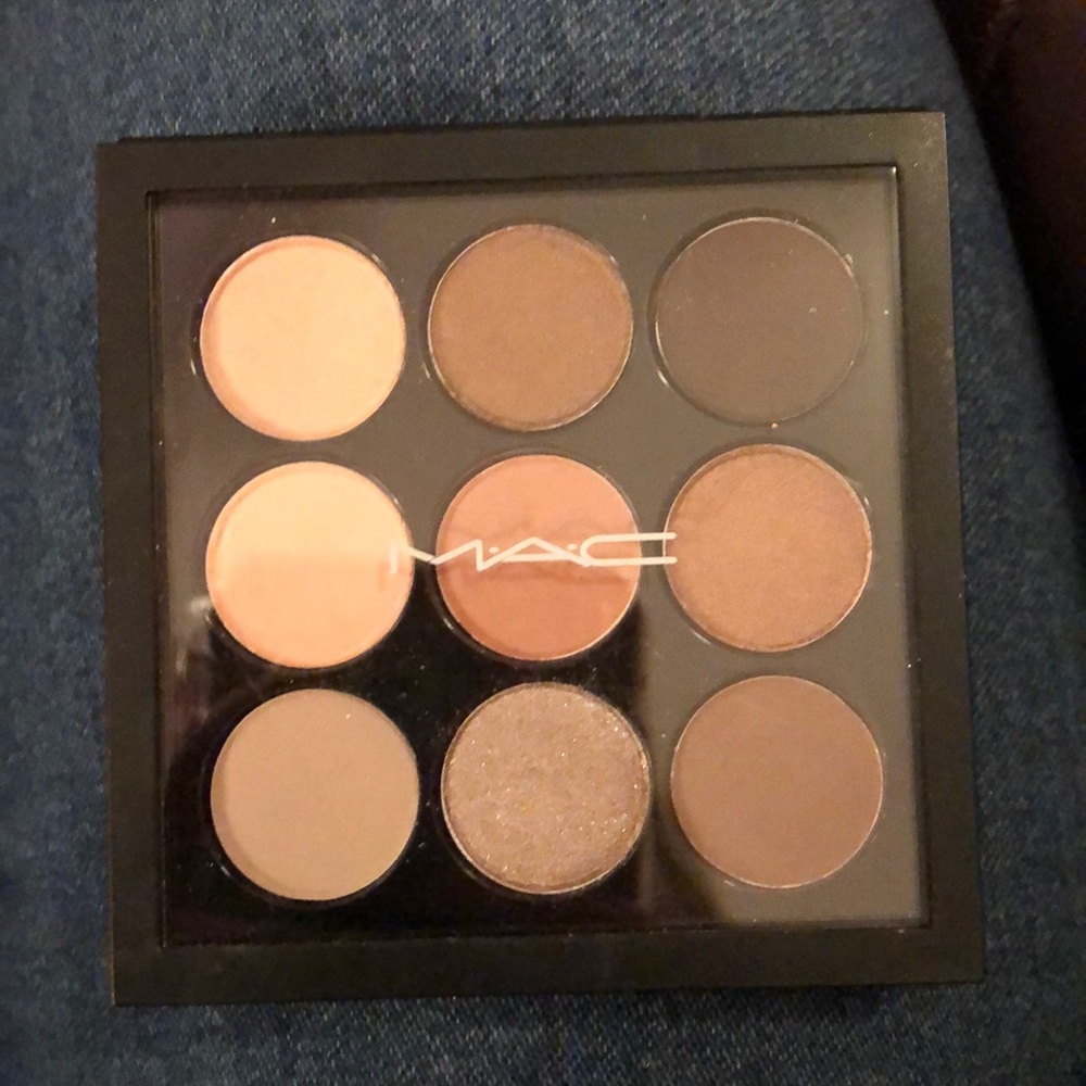 Mac dusty rose times nine eyeshadow palette